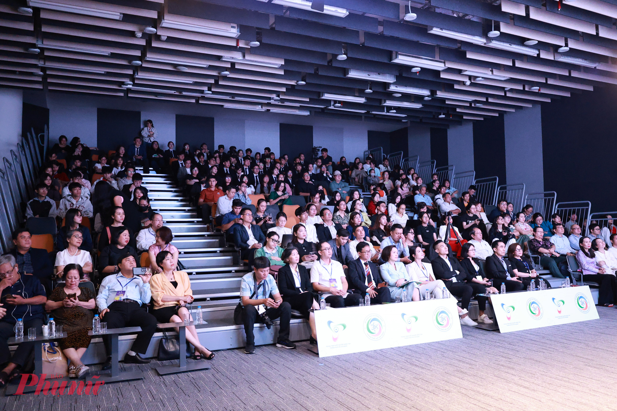 Hội thảo mở màn thu hút đa dạng đối tượng khách tham dự