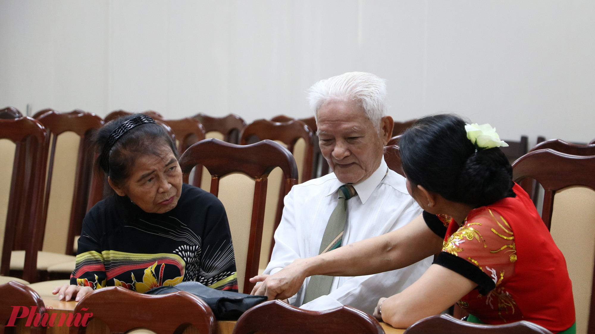 Những câu chuyện xưa được nhắc lại - Ảnh: Trang Thư