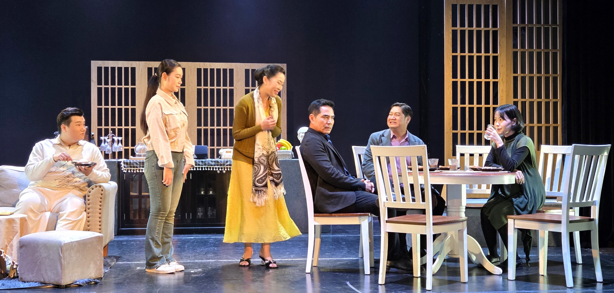 Truy tâm gióng hồi chuông cảnh tỉnh các bậc phụ huynh, xem đã nuôi dạy con đúng cách chưa - Ảnh: NGỌC TUYẾT