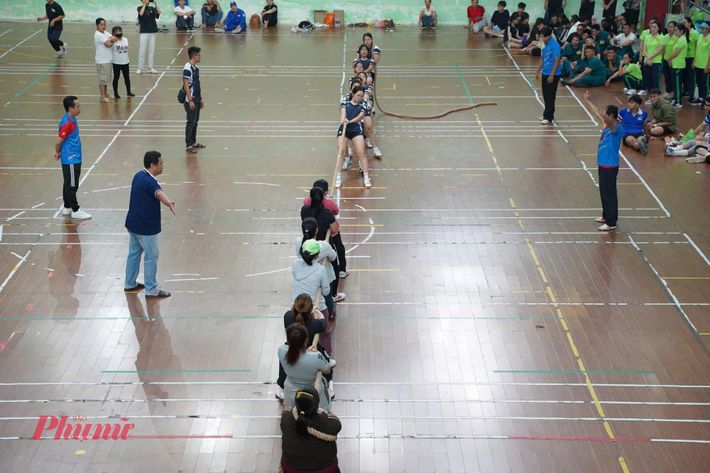 Ngay sau lễ khai mạc, nội dung thi đấu đầu tiên, môn Kéo co được tổ chức tại Nhà thi đấu Trung tâm Cung ứng Dịch vụ Văn hóa – Thể thao phường Bình Thạnh.