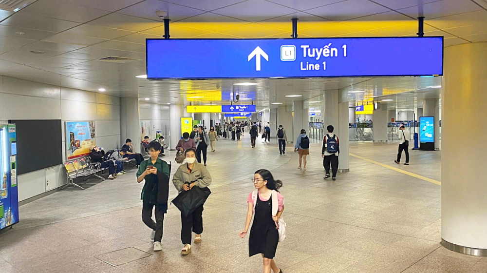 Nhịp sống sẽ sôi động ngay trong lòng đất Bên trong nhà ga ngầm Bến Thành - ẢNH: NGUYỄN VĂN