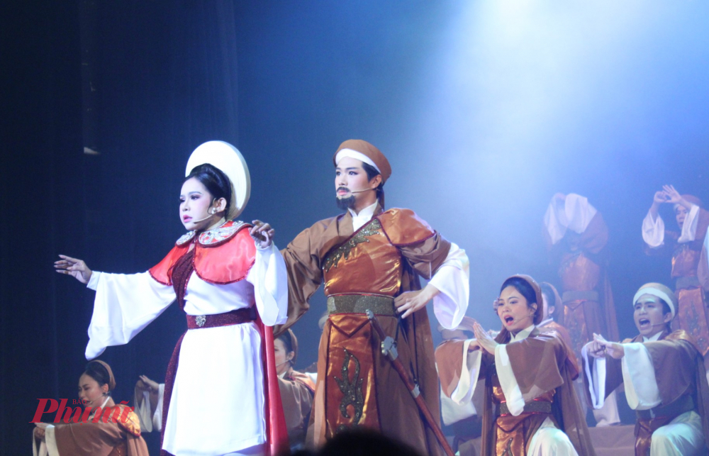 Lớp diễn phản chiếu 