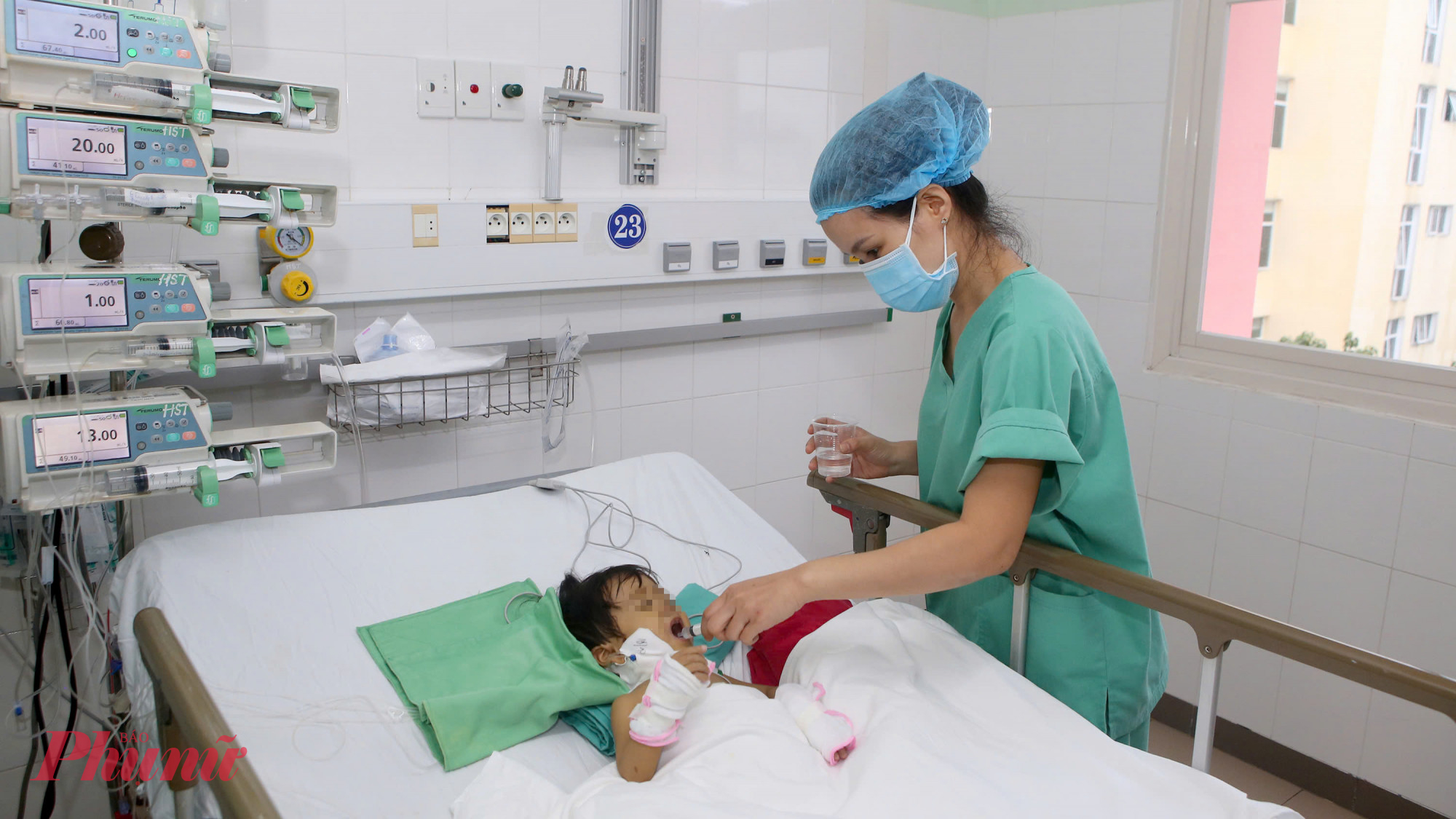 Bệnh nhi V. sau khi phẫu thuật sức khỏe tiến triển tốt