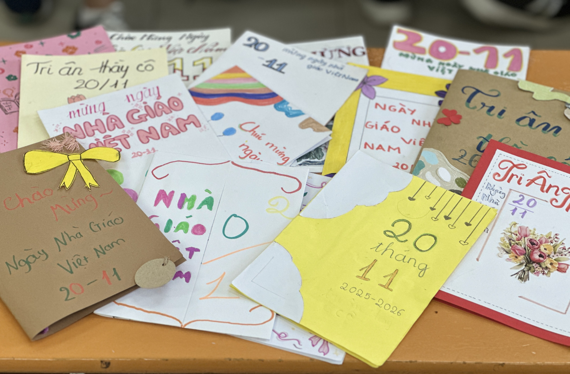 Thiệp HS tự làm tặng Thầy cô ngày nhà giáo - Ảnh tác giả cung cấp