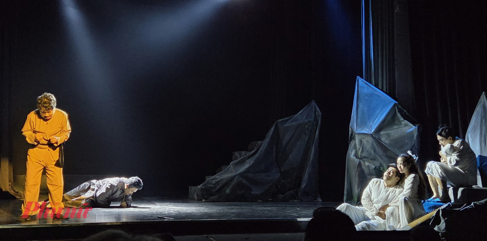 Bi kịch từ hận thù của con người thâm sâu hơn nhiều so với