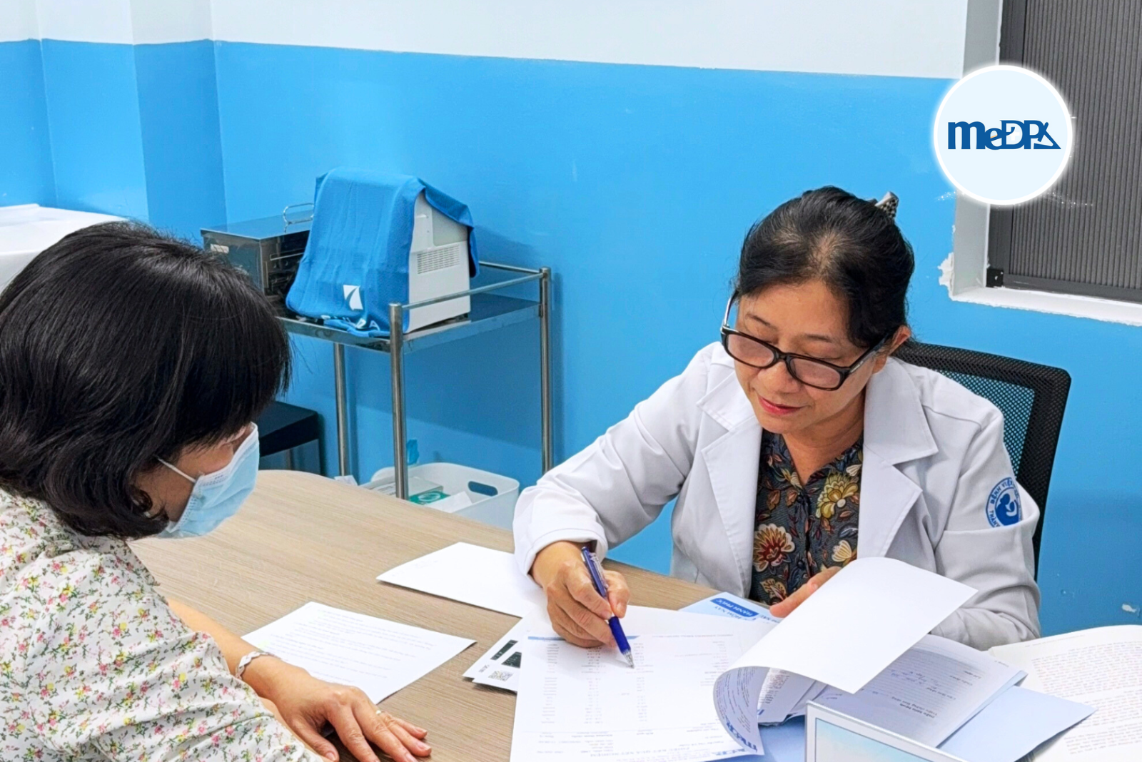 Bệnh nhân thăm khám tại MedPadPaDiag được hướng dẫn tận tình và kỹ lưỡng - Ảnh: MedPaDiag