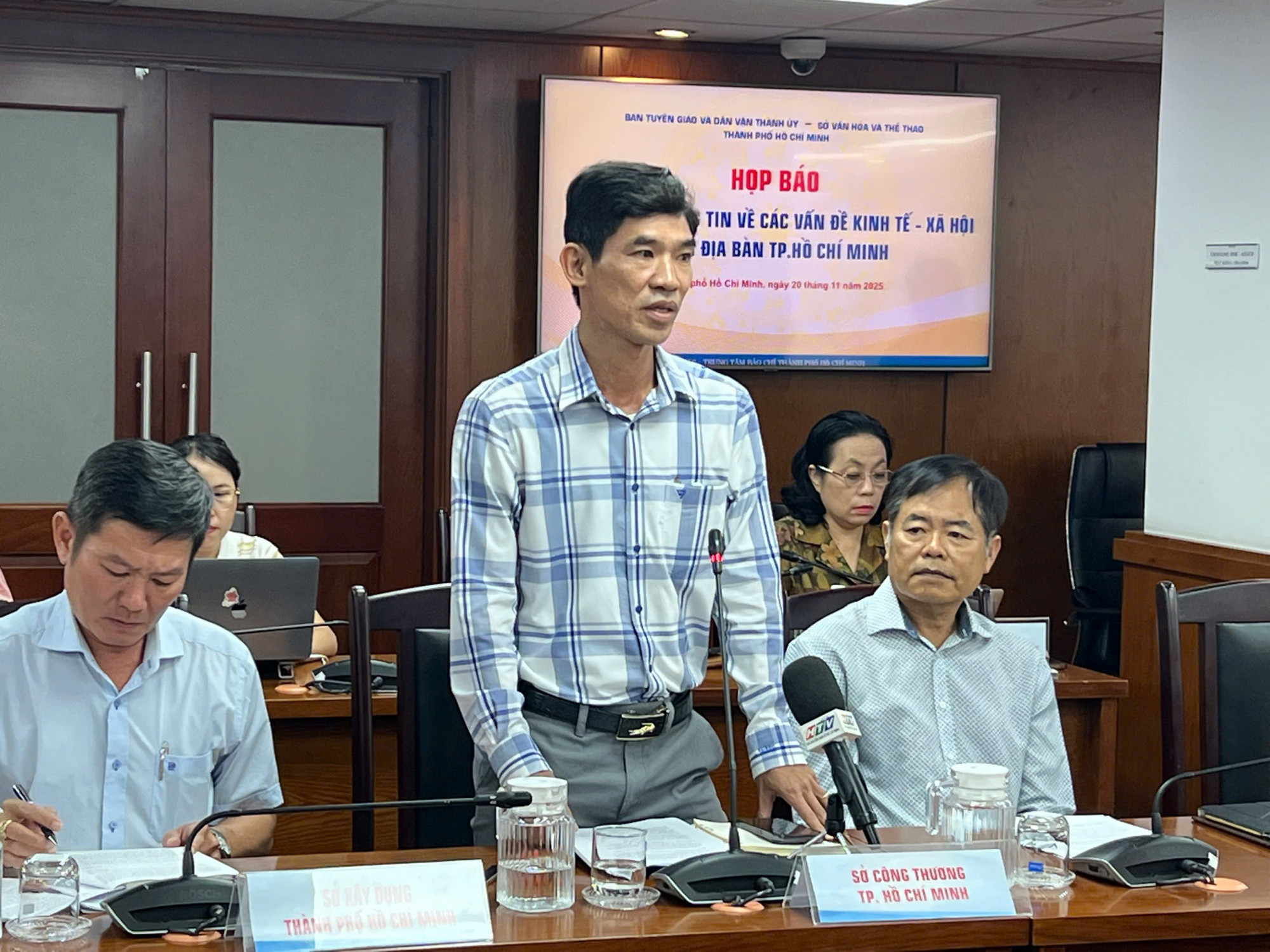 Ông Ngô Hồng Y - Phó trưởng phòng Quản lý thương mại, Sở Công Thương TPHCM 