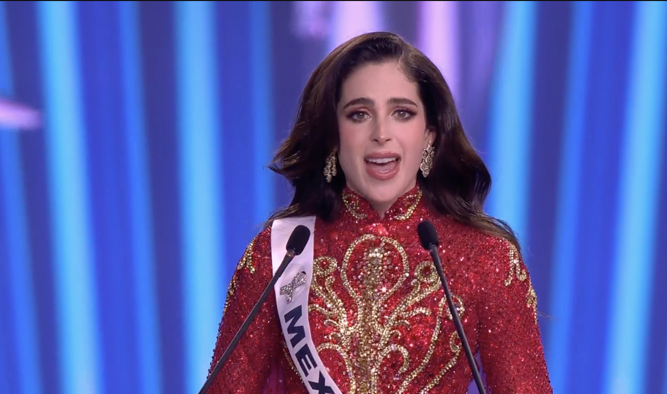 Fátima Bosch trong phần thi ứng xử