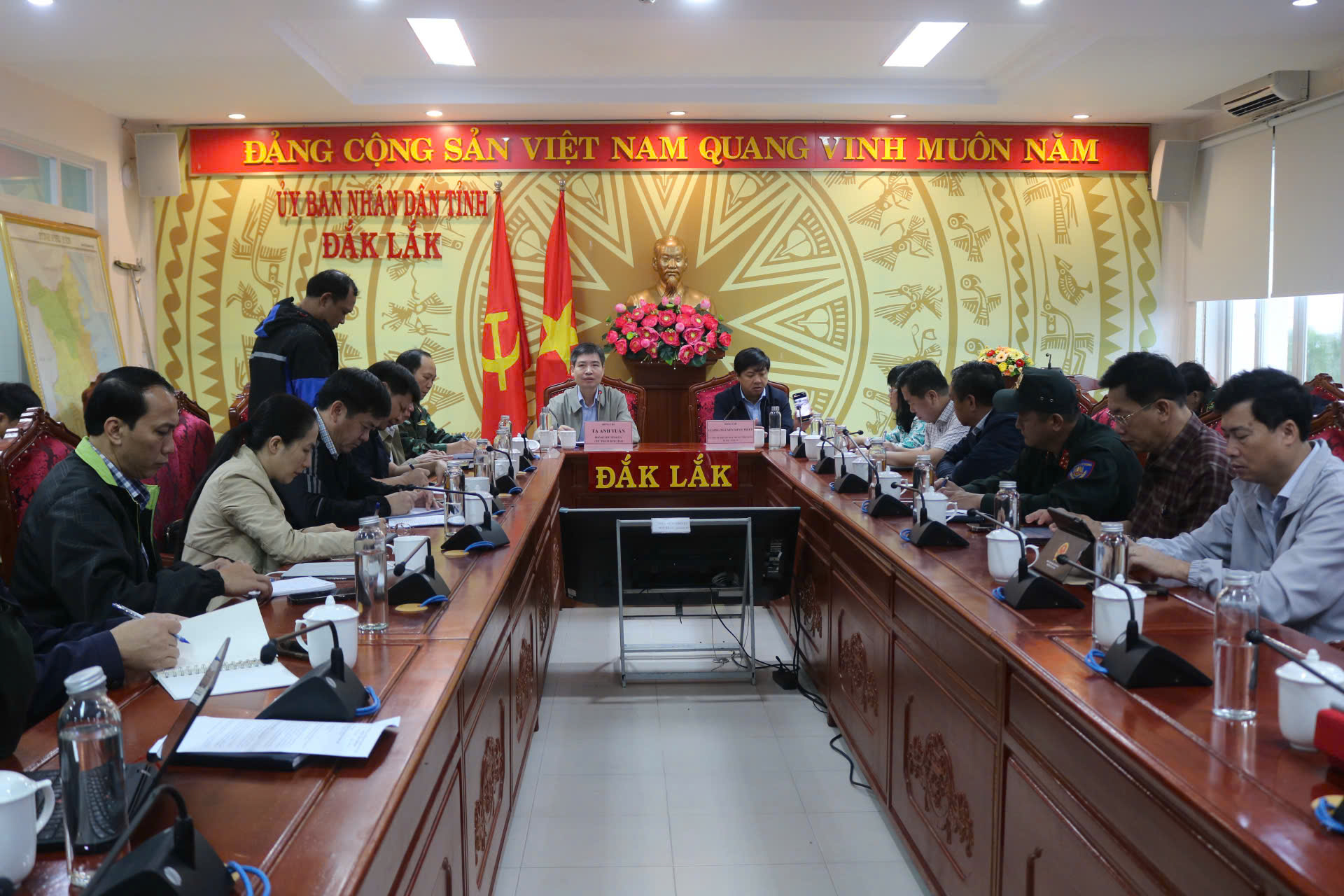 Toàn cảnh cuộc họp - Ảnh: T.H.