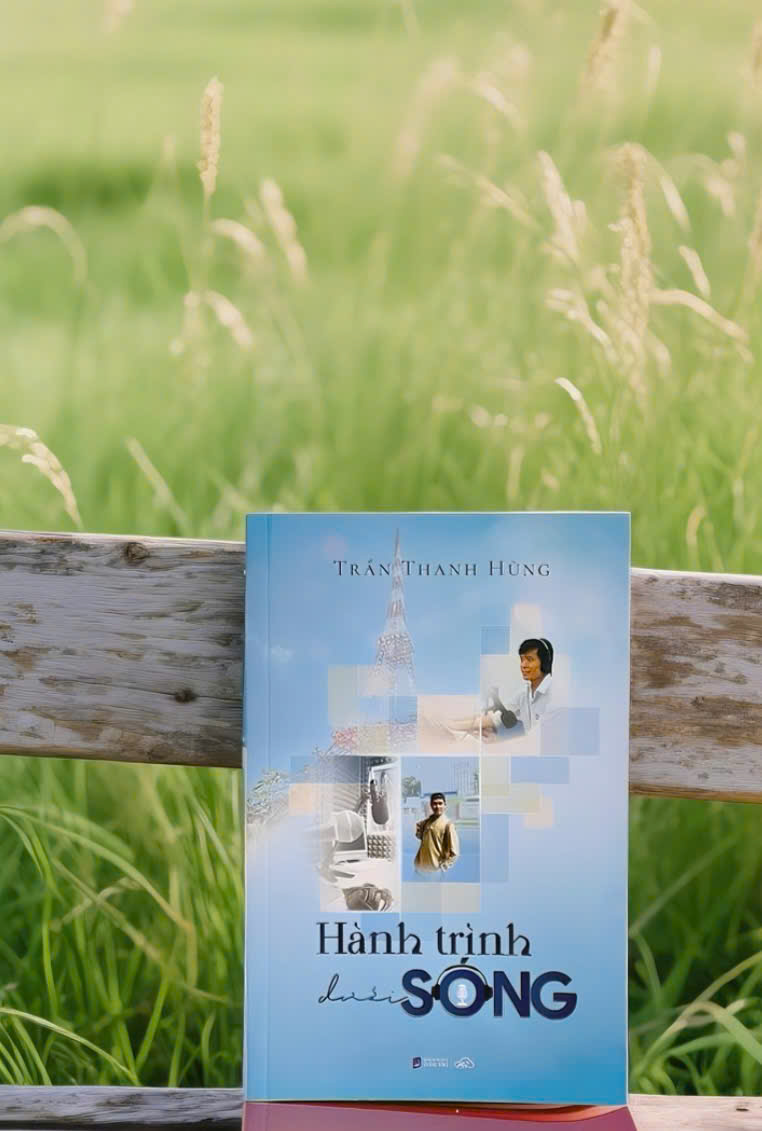 Gần 20 năm làm nghề của tác giả được gói gọn trong gần 200 trang sách