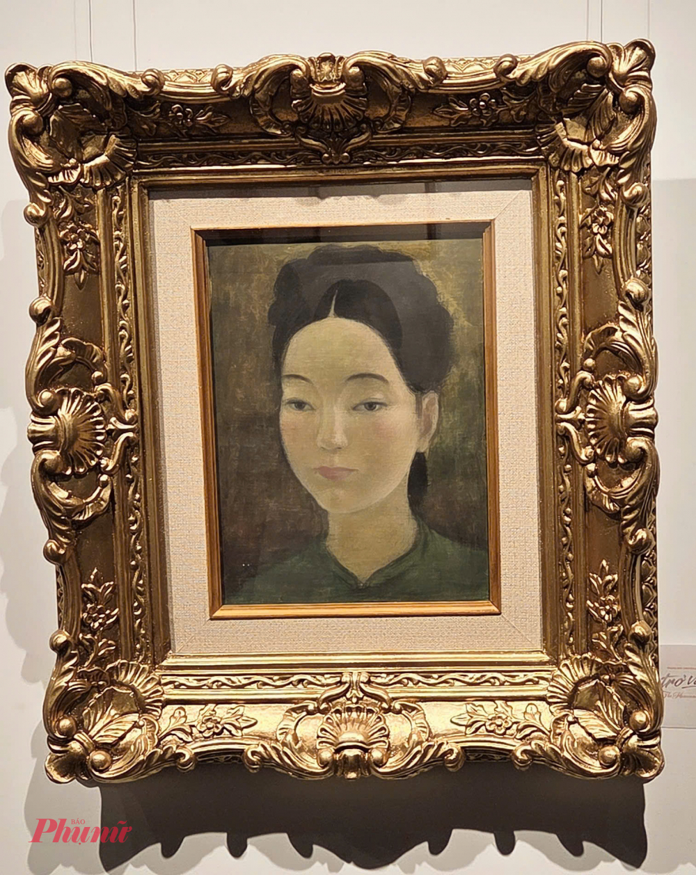 Tác phẩm Phụ nữ Bắc vấn tóc trần (Vũ Cao Đàm) là tác phẩm được bà Thụy Khuê 