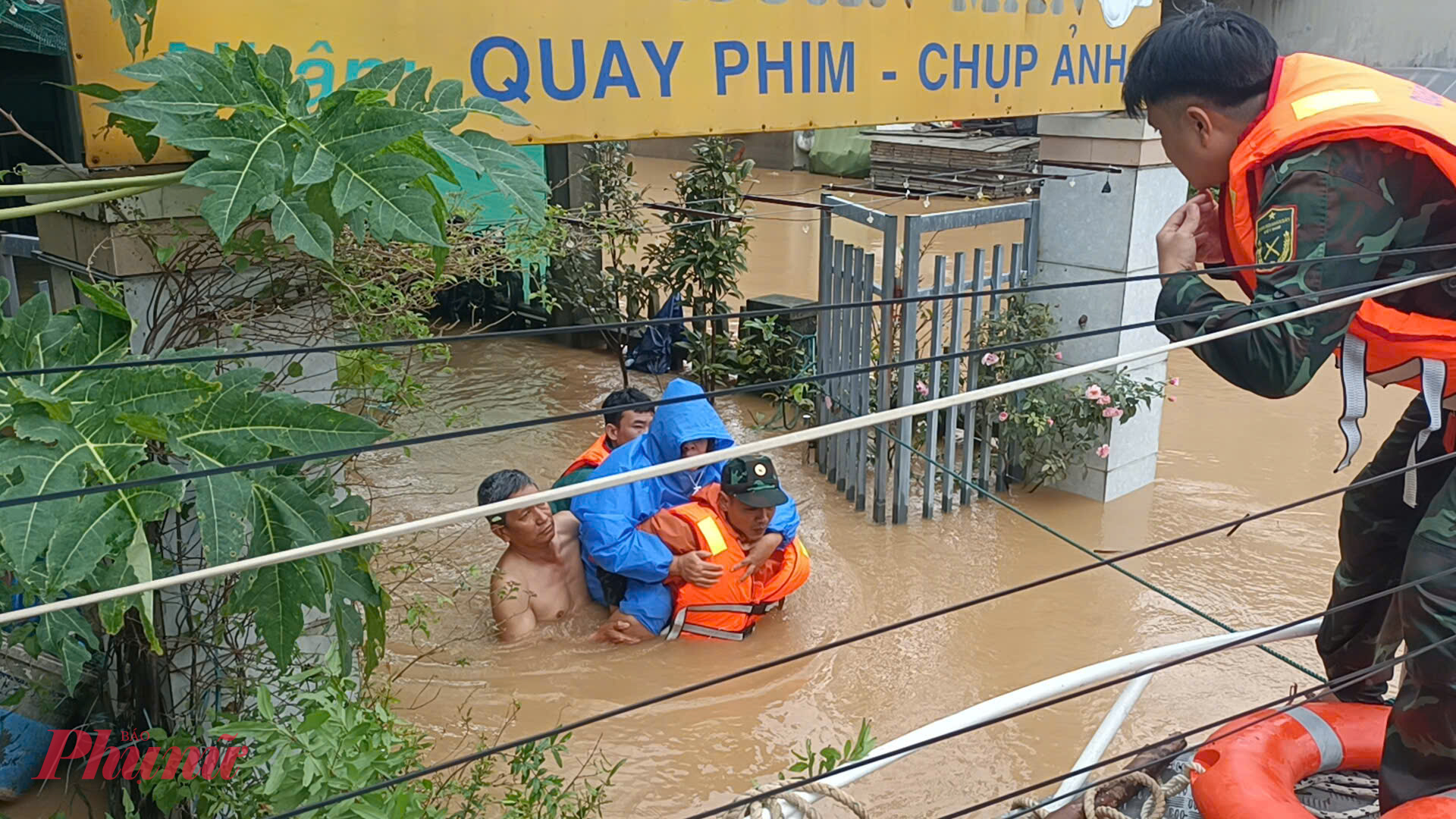 TP Đà Nẵng hứng chịu đến nay 5 đợt lũ liên tiếp, gây thiệt hại nặng nề về người và tài sản.