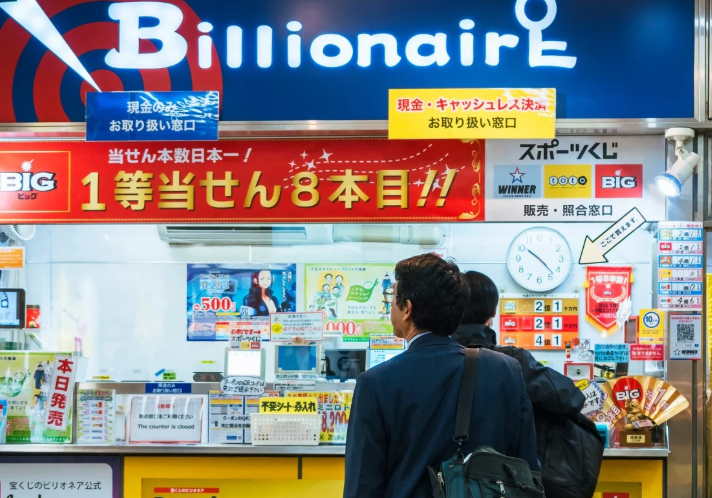 Trúng số số tiền lớn, giấu vợ sống xa xỉ như hằng mơ ước nhưng rồi người đàn ông vẫn cảm thấy cô đơn