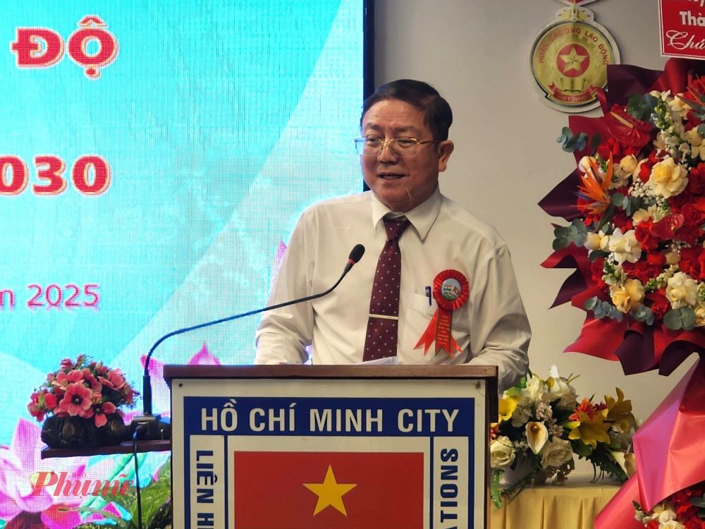 Ông Nguyễn bắc Nam - Phó giám đốc Sở Nội vụ TPHCM phát biểu tại đại hội