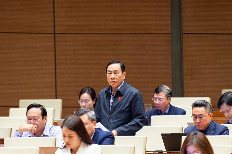 Đại biểu Phạm Văn Hòa - ảnh: QH