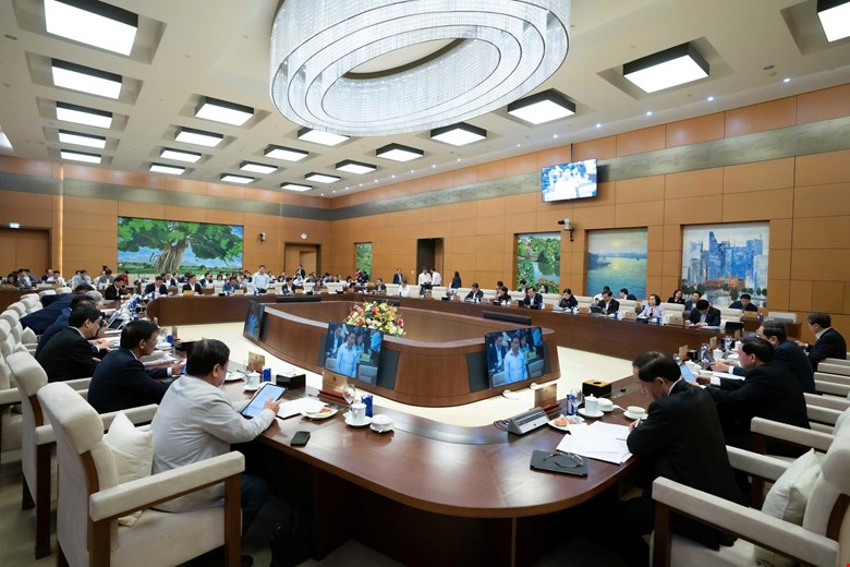 Toàn cảnh phiên họp Ủy ban thường vụ chiều 24/11 - ảnh: QH