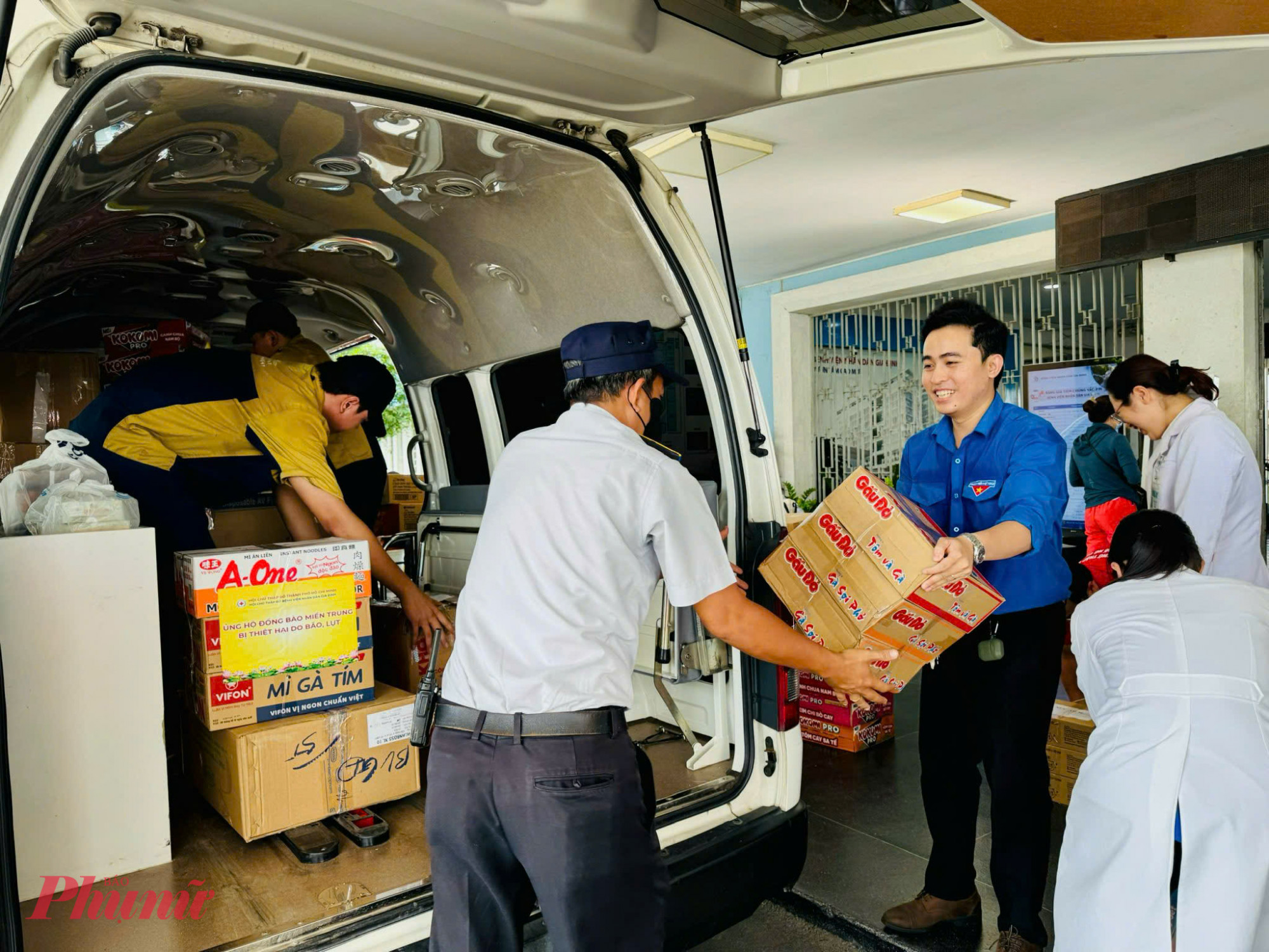 Đây là tấm lòng của Bệnh viện Nhân dân Gia Định nói riêng và người dân TPHCM hướng về miền Trung ruột thịt