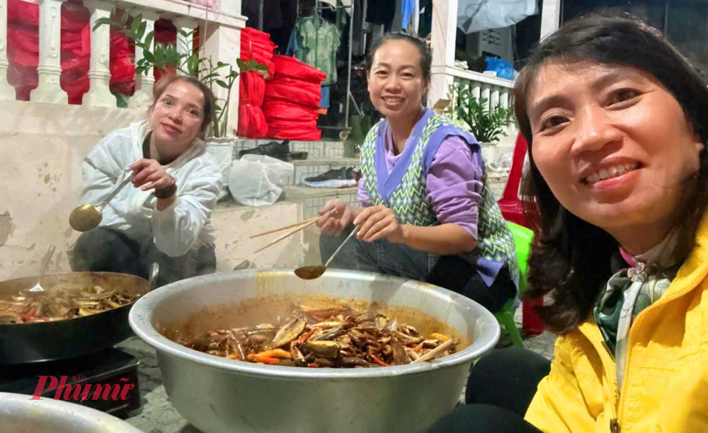  chiều nay tiếp tục 1 tạ rưỡi cá nữa. Quá tuyệt vời tinh thần người Huế