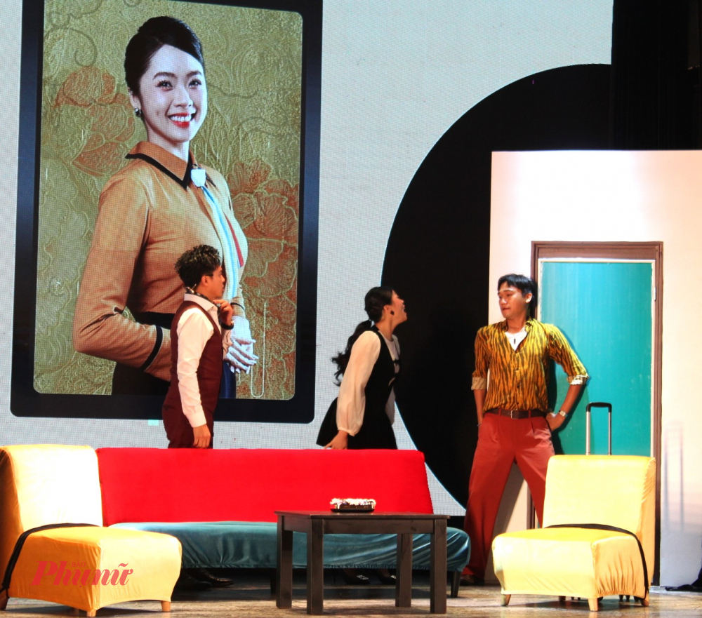 Xuân Nghị có vai diễn rất duyên dáng trong Bắt cá 3 tay