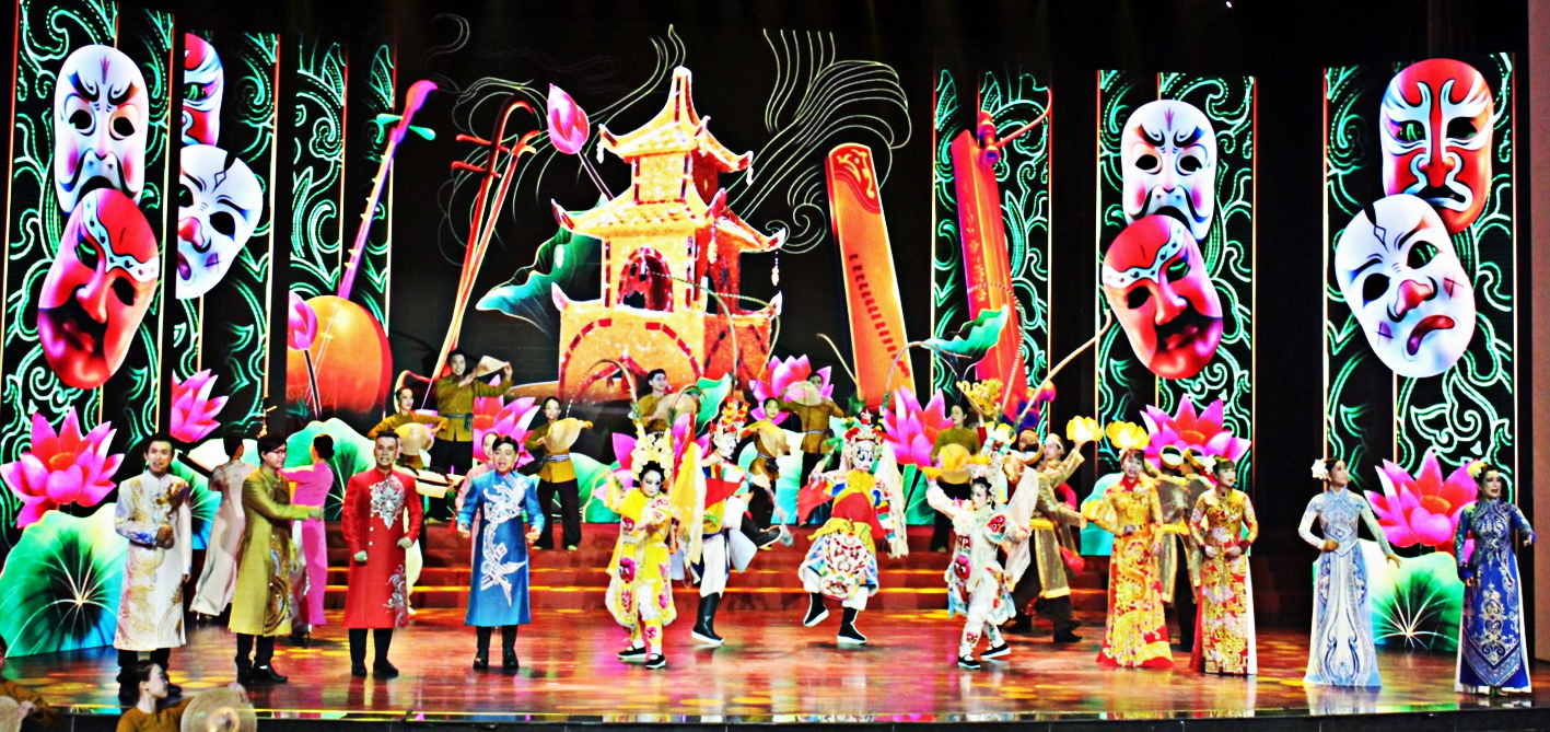 Nhiều loại hình di sản văn hóa tồn tại và phát triển tại TPHCM - ẢNH: NGỌC TUYẾT