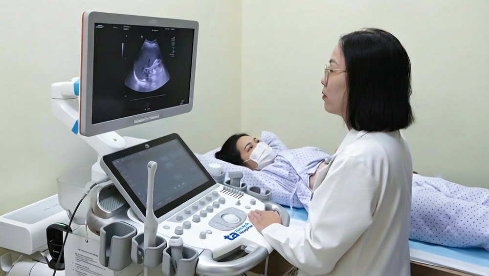 Trung tâm Xét nghiệm, BVĐK Tâm Anh trang bị hệ thống máy tự động cho các xét nghiệm sinh hóa - miễn dịch, huyết học, vi sinh, sinh học phân tử cơ bản và chuyên sâu, hiện đại - Ảnh: BVĐK Tâm Anh