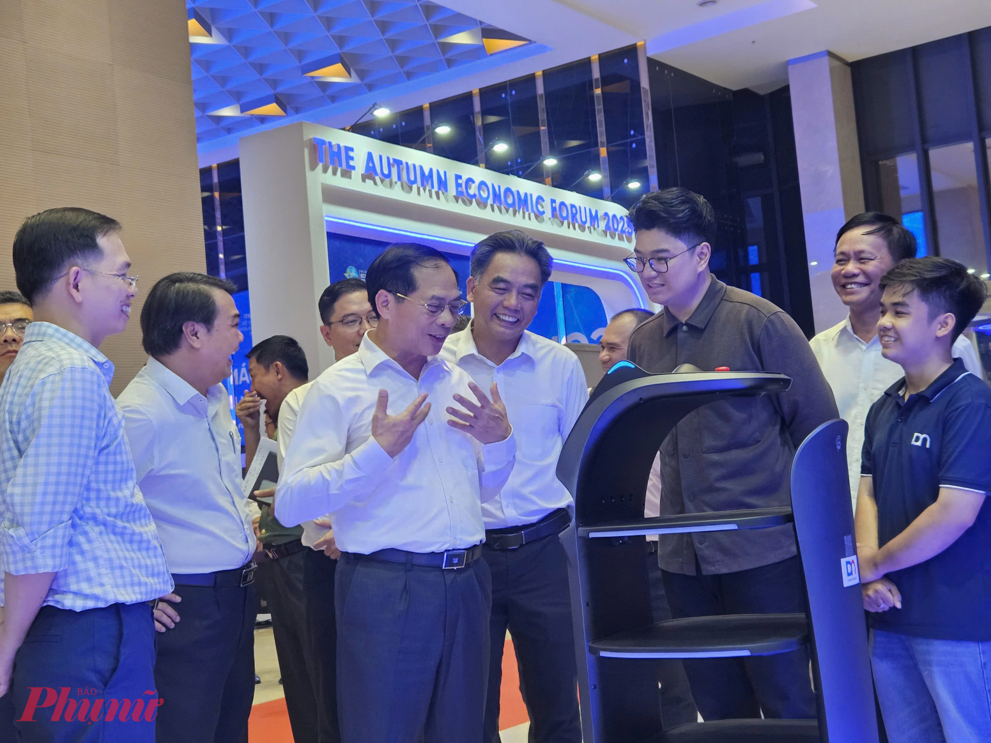 trong mọi ưu tiên phát triển, thế hệ trẻ luôn được đặt vào vị trí trung tâm với niềm tin và kỳ vọng lớn lao