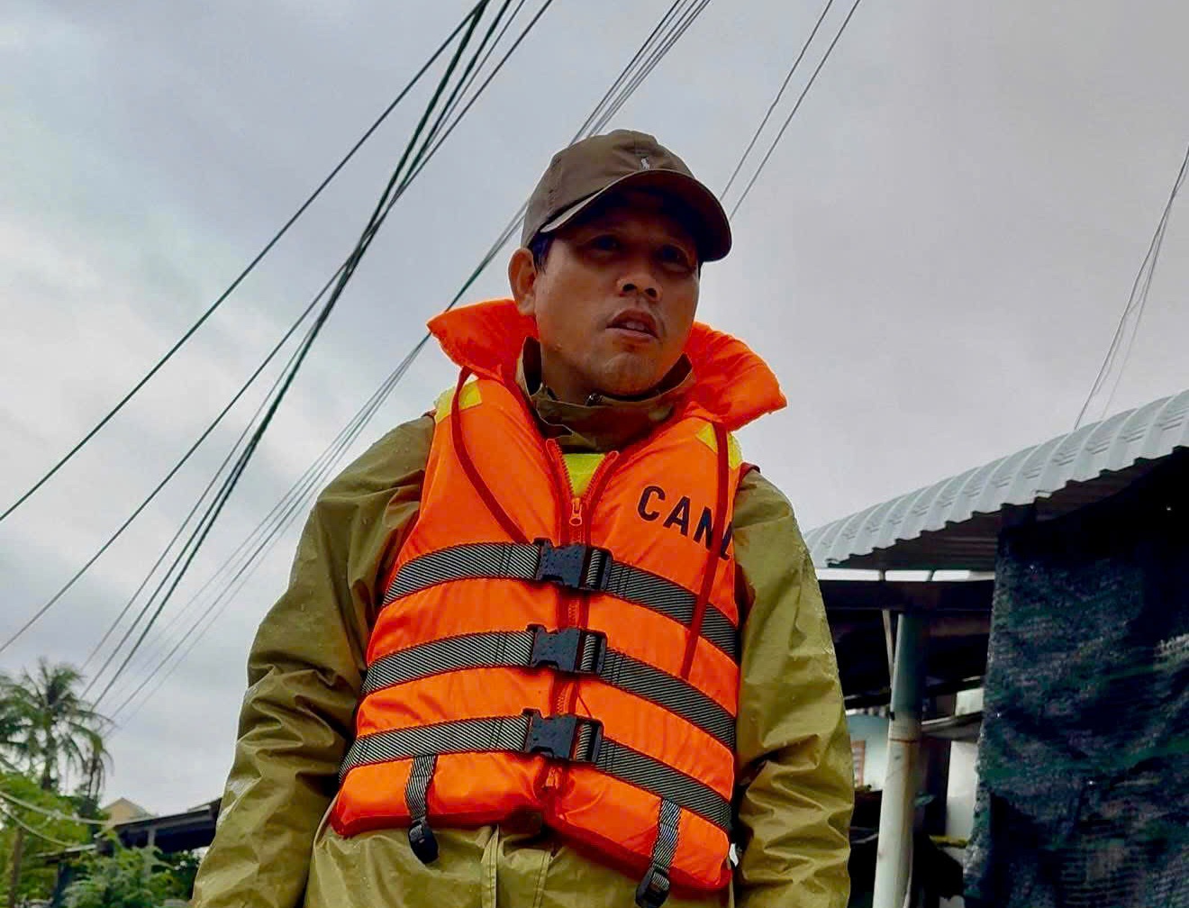 Thiếu tá Võ Đình Khôi, Tổ trưởng Tổ An ninh Công an xã Hòa Xuân - Ảnh: P.Đ.