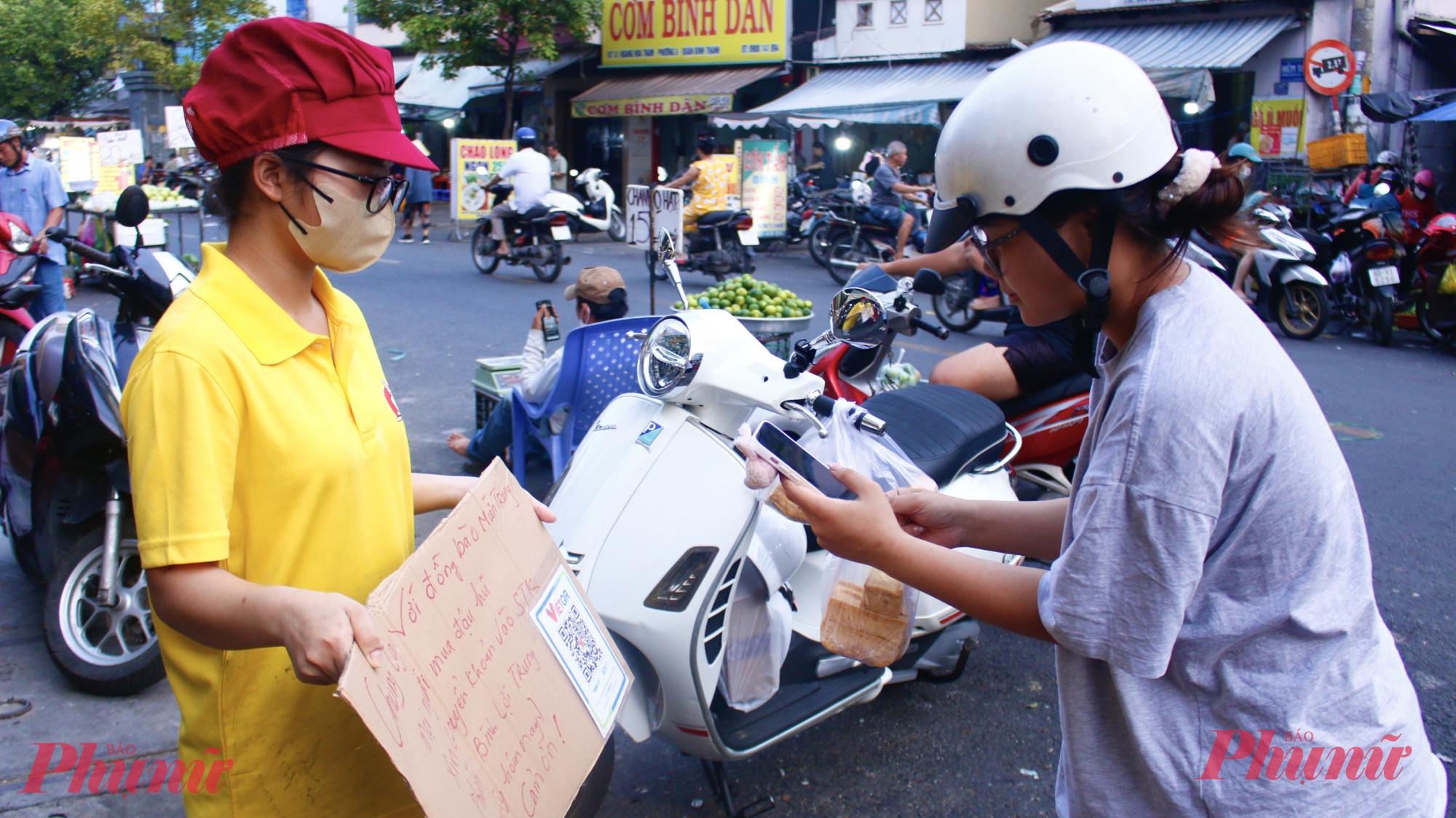 Nhiều người dân trên địa bàn phường khi nghe đến cách làm này đã nhiệt tình hưởng ứng.
