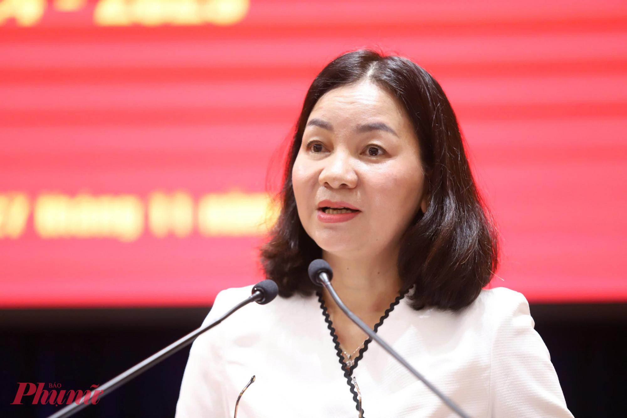 MTTQ TPHCM dồn lực cứu trợ vùng lũ miền Trung, lan tỏa tinh thần đoàn kết trước thềm Đại hội Bà Trương Thị Bích Hạnh - Phó chủ tịch Thường trực Ủy ban MTTQ Việt Nam TPHCM phát biểu khai mạc hội nghị - Ảnh: Thanh Tâm