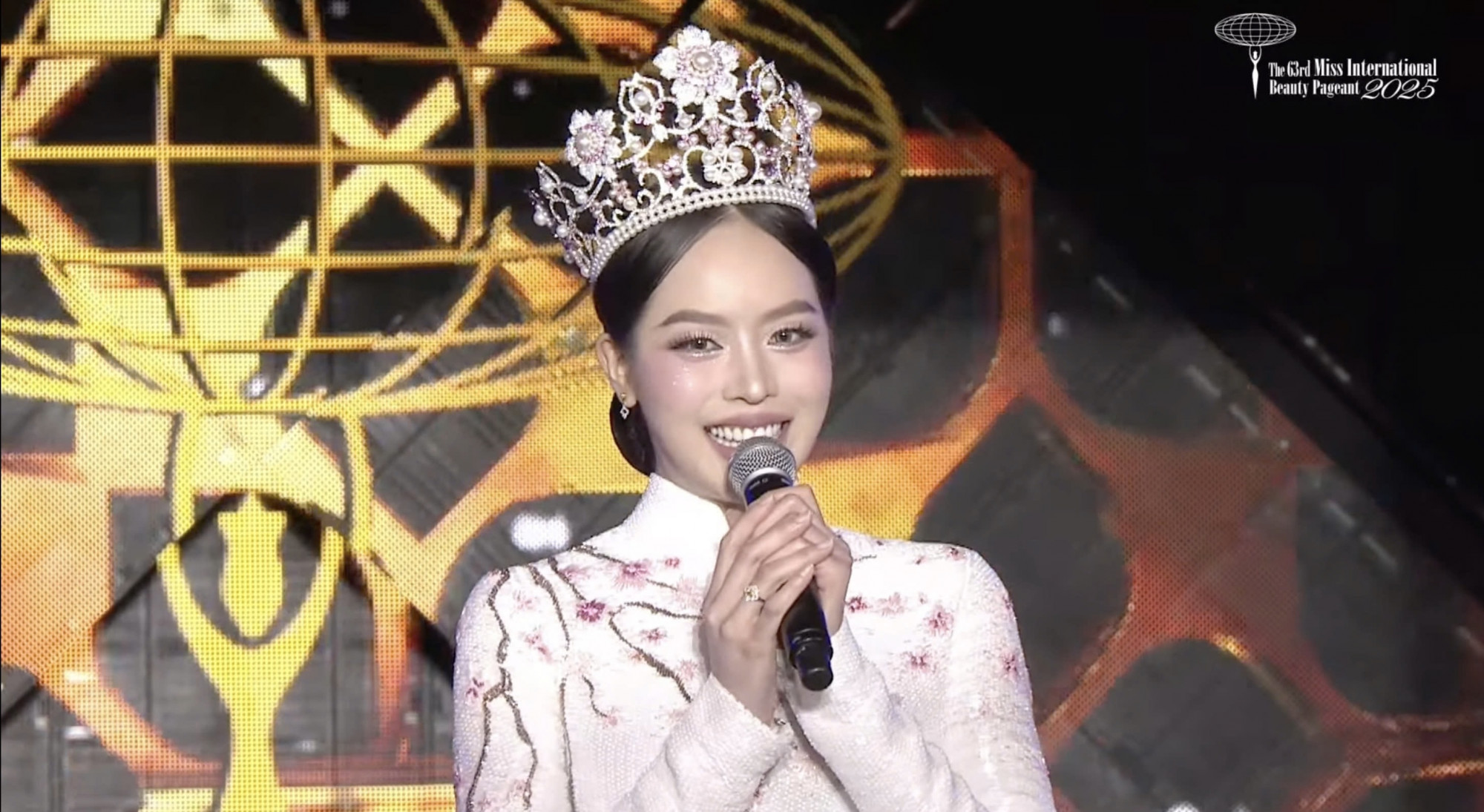 Hoa hậu Thanh Thuỷ chia sẻ khi kết thúc nhiệm kỳ