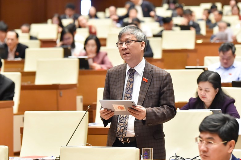 Đại biểu Nguyễn Anh Trí - ảnh: QH