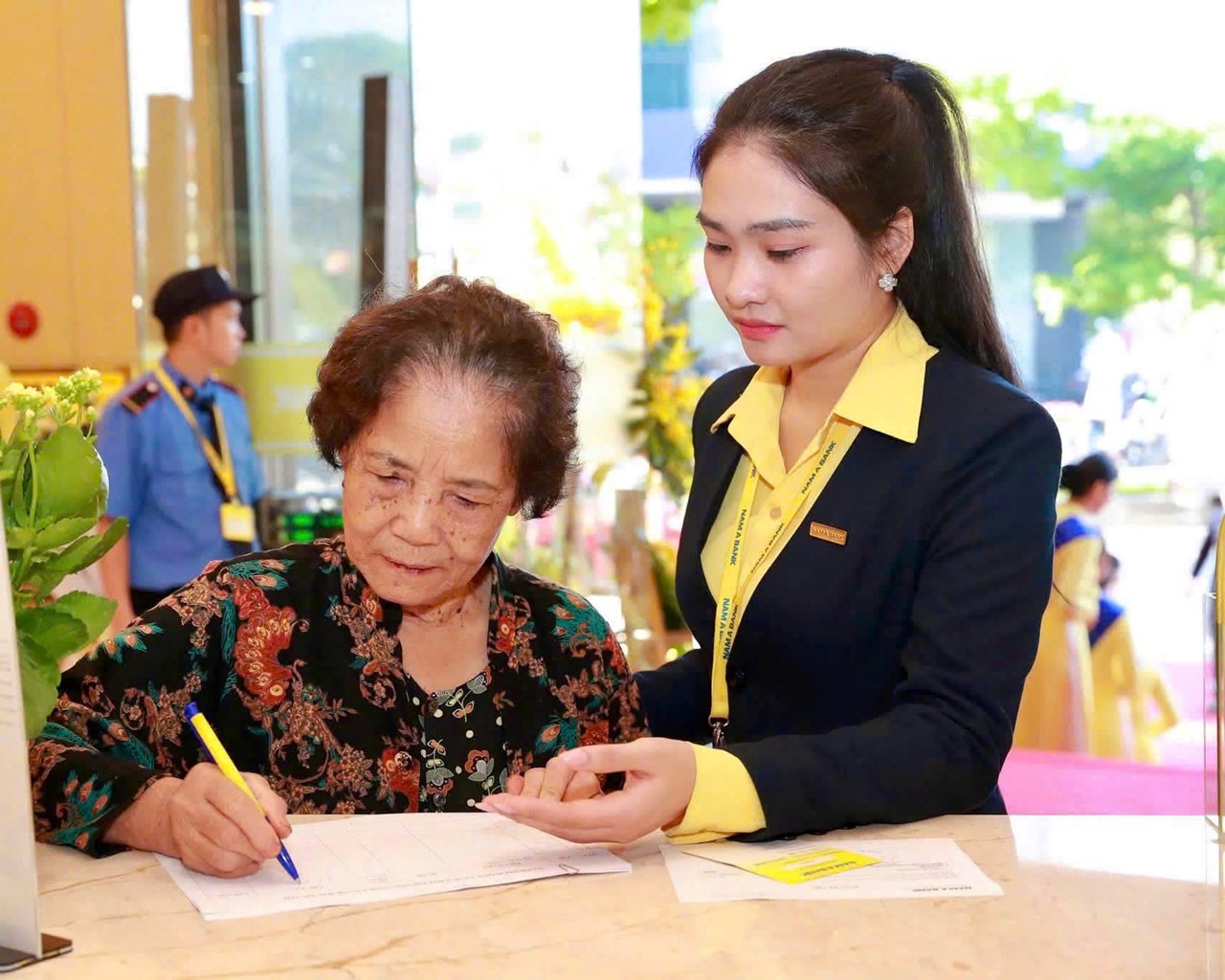 Nam A Bank ưu đãi lãi vay cho khách hàng bị ảnh hưởng thiên tai - Ảnh: Nam A Bank