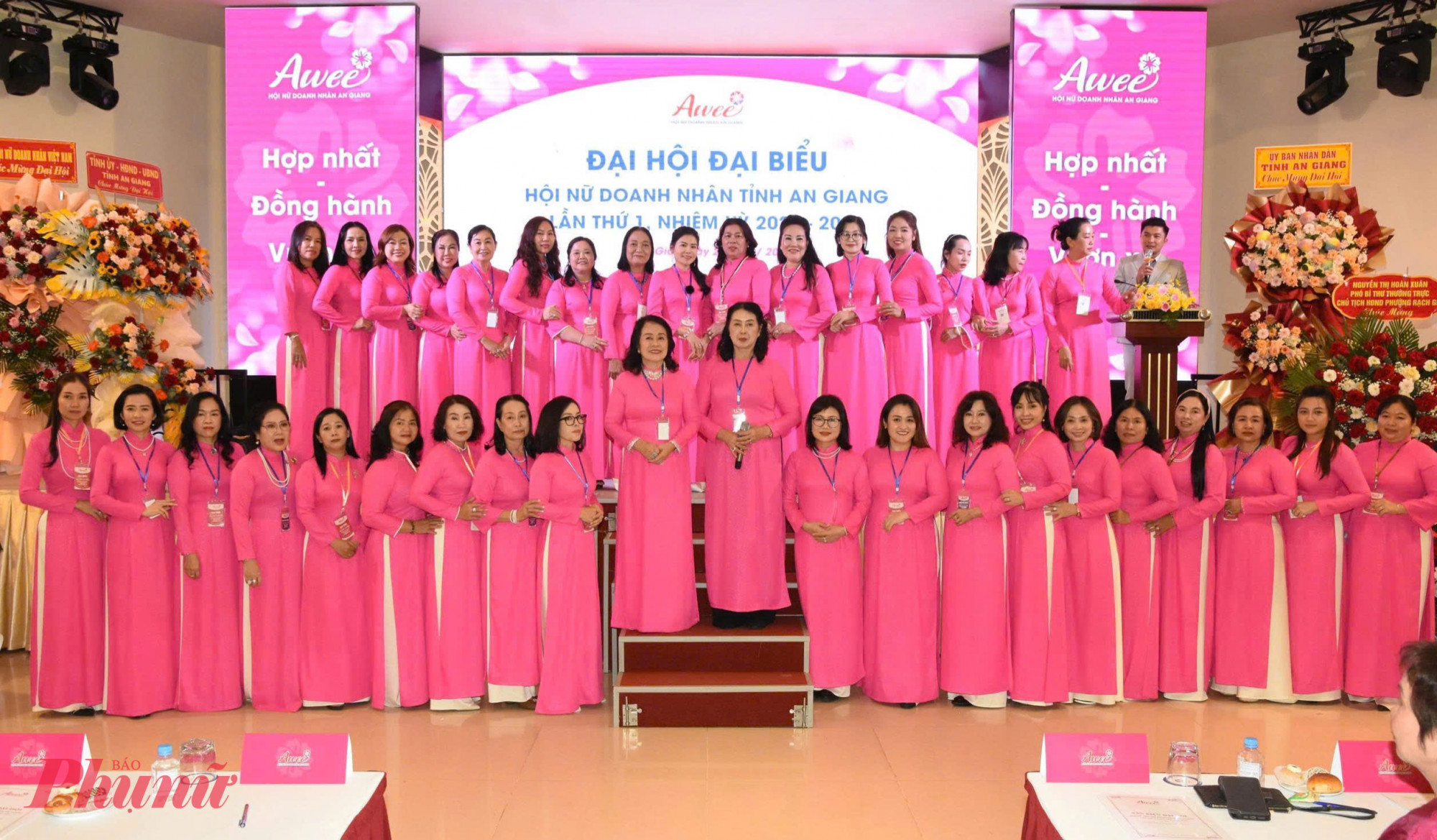 Hội nữ doanh nhân tỉnh An Giang ra mắt ban chấp hành nhiệm kỳ I - Ảnh Phú Hữu