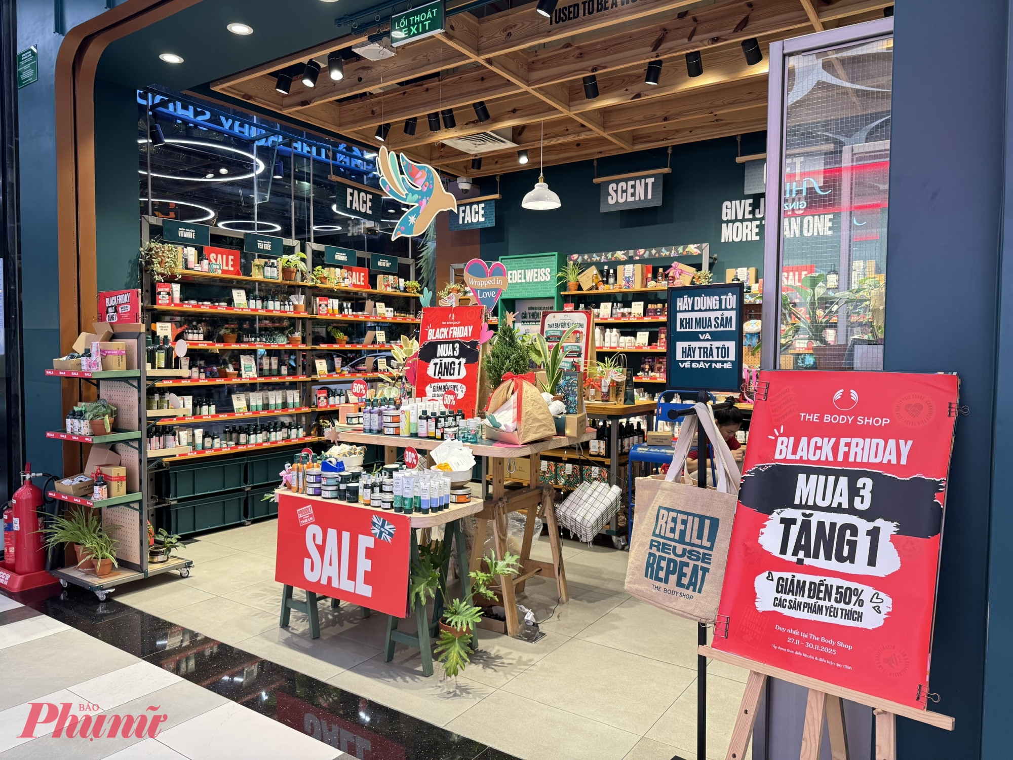 Các thương hiệu mỹ phẩm có chương trình mua 3 tặng 1 cũng