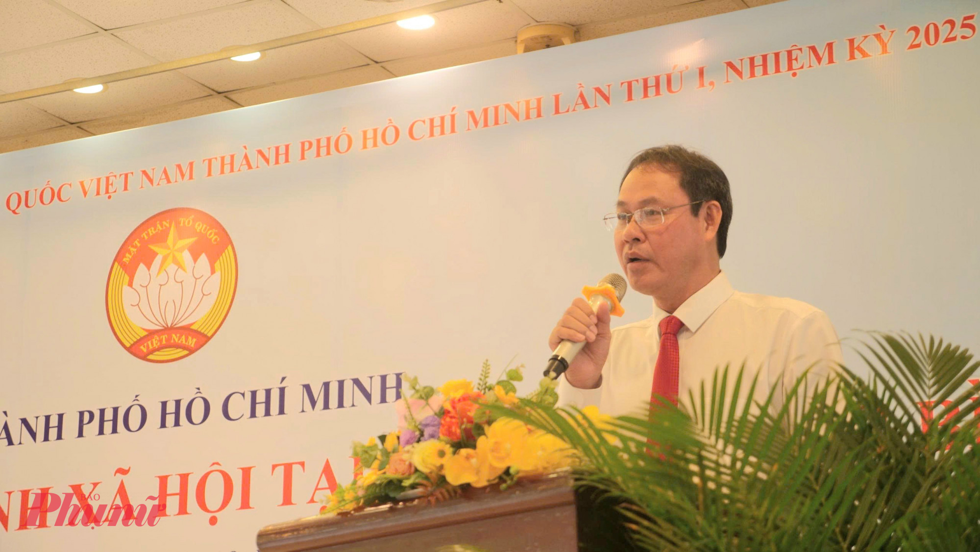 Ông Nguyễn Thành Trung- phát biểu,  mong người dân cùng cố gắng trong cuộc sống 