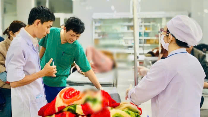 Các bệnh nhân đã được cấp cứu kịp thời, qua cơn nguy kịch_Ảnh: Bệnh viện Đa khoa Quảng Ngãi.