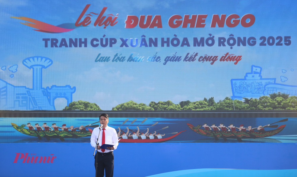 Đại diện BTC - Ông Nguyễn Hùng Hậu phát biểu trong buổi lễ khai mạc