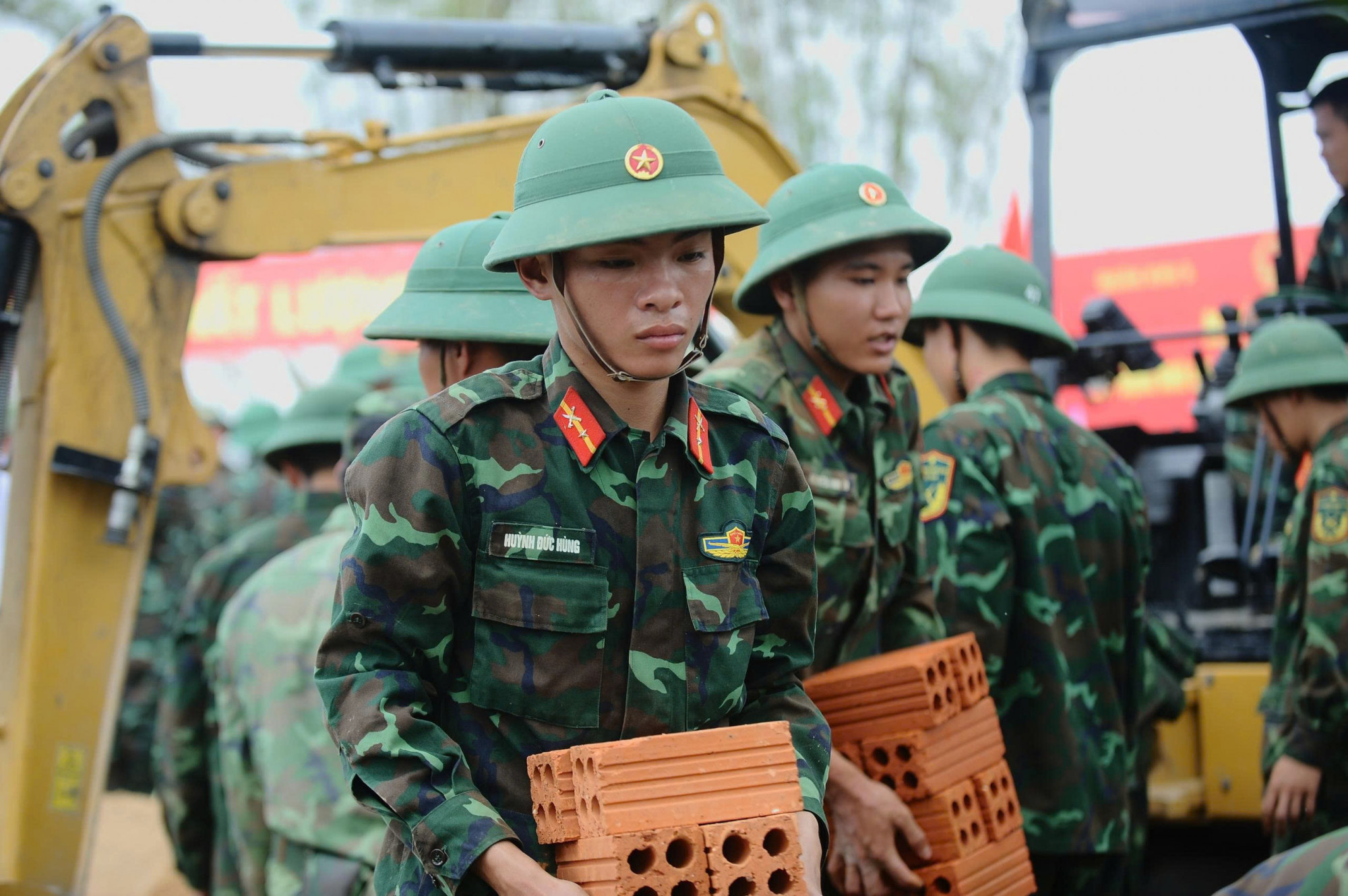Các đơn vị hoàn thành toàn bộ 684 căn trong vòng hai tháng, phấn đấu bàn giao trước 31/1/2026,