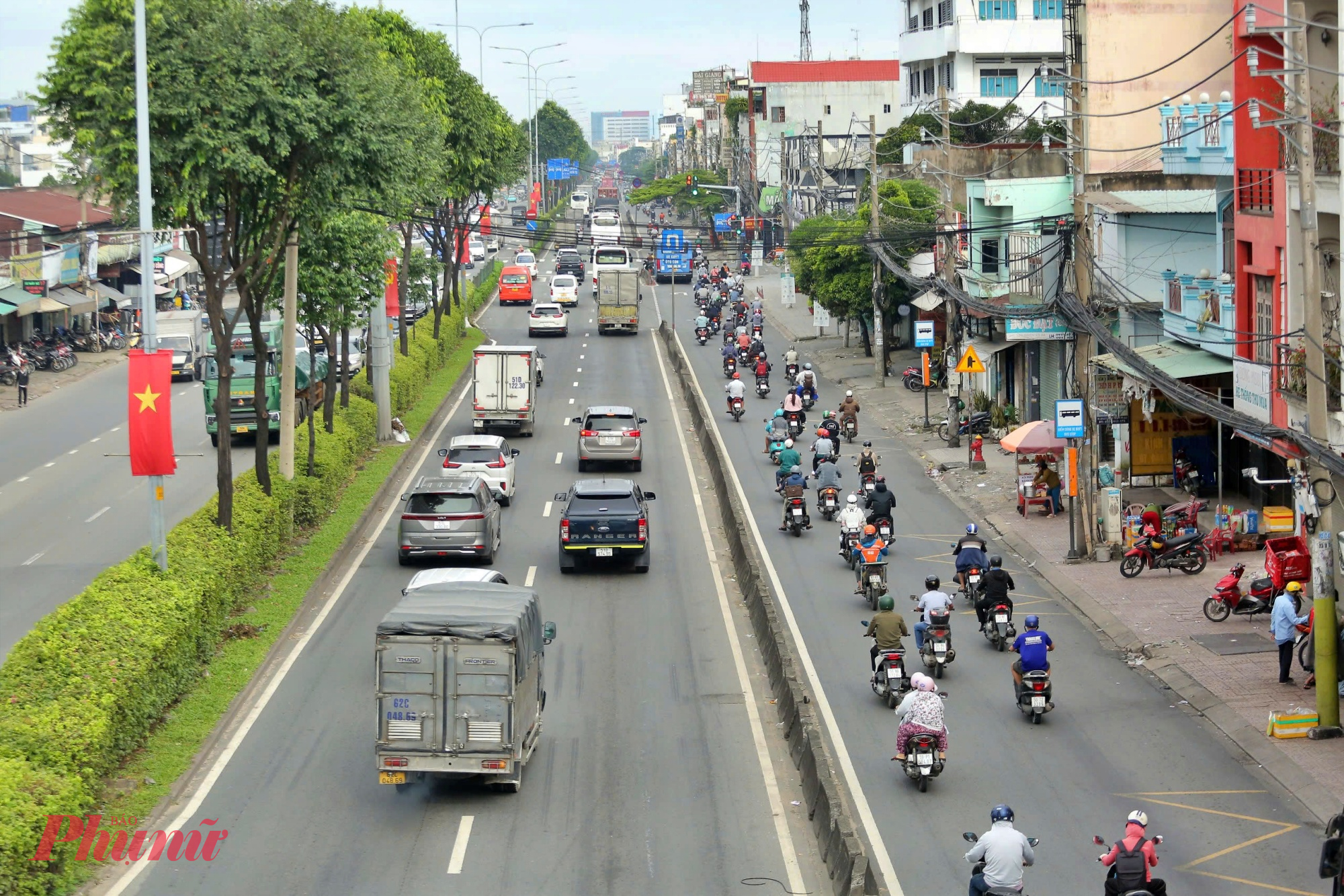 Mặc dù đóng vai trò là cửa ngõ giao thương quan trọng, Quốc lộ 22 đoạn từ nút giao An Sương đến Vành đai 3 có quy mô hiện hữu khá khiêm tốn, chỉ khoảng 2 làn xe ô tô và 1 làn xe máy cho mỗi hướng