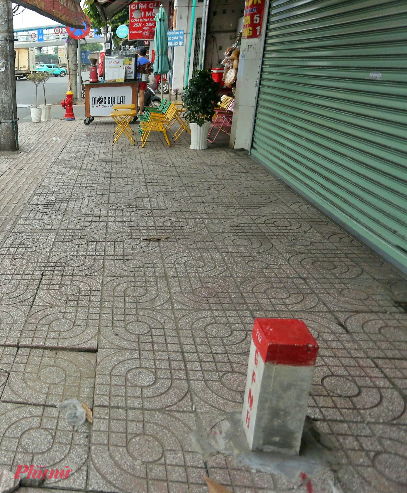 Trước hiện trạng đó, thông tin về dự án mở rộng Quốc lộ 22 lên 10 làn xe với tổng mức đầu tư hơn 10.400 tỉ đồng đã mang lại niềm hy vọng lớn lao cho người dân.