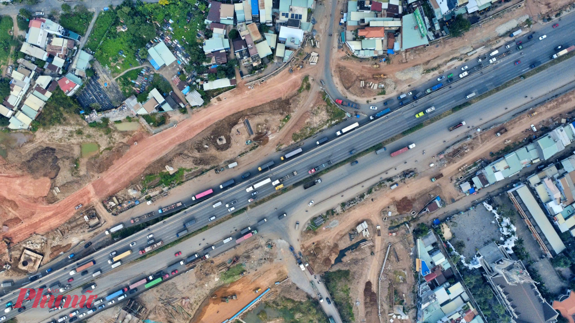 Đây được xem là “nút giao chiến lược” giúp tháo gỡ bài toán kẹt xe ở cửa ngõ Đông Bắc TPHCM và tạo động lực phát triển kinh tế vùng kinh tế trọng điểm phía Nam.