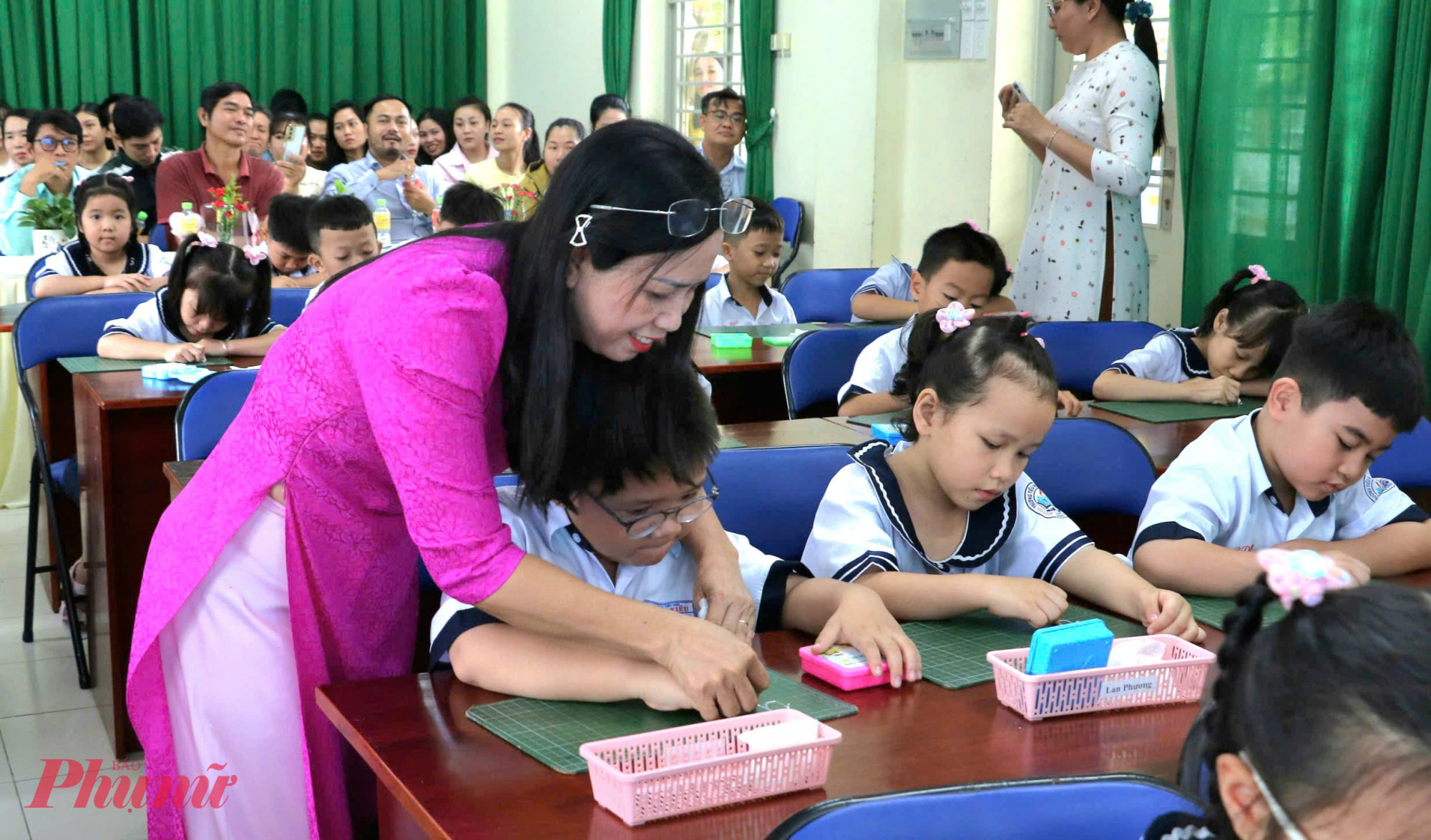 Học sinh lớp Một Trường tiểu học Đặng Thùy Trâm - Ảnh: Trang Thư