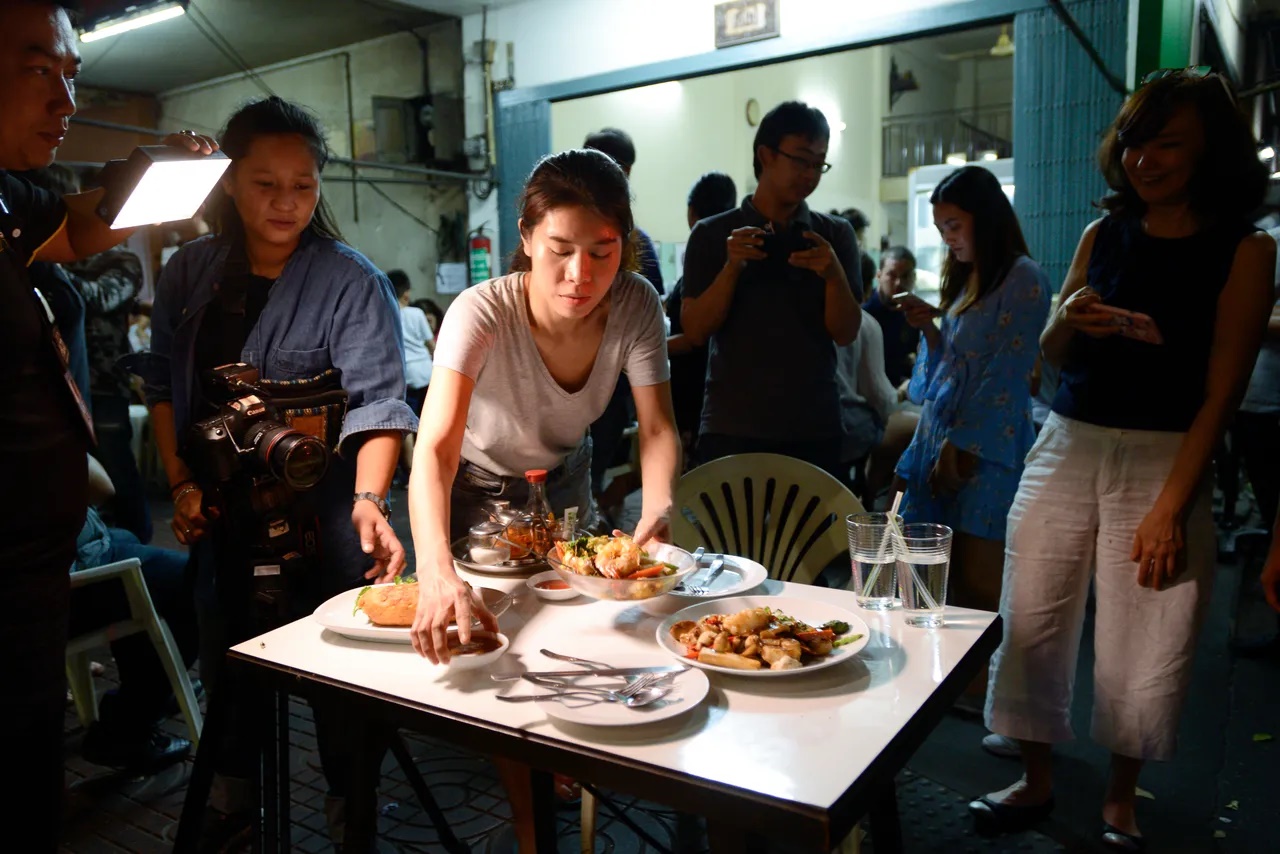 Quán Jay Fai ở quận Phra Nakhon, Bangkok, Thái Lan