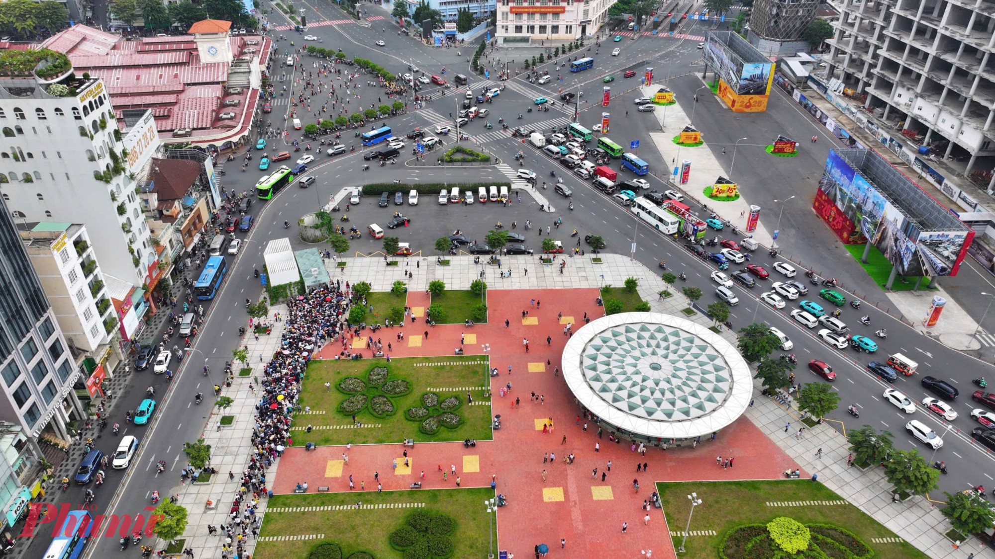 Chủ tịch UBND TPHCM chỉ đạo hoàn thành kế hoạch giải ngân, ưu tiên dự án có khả năng thực hiện cao