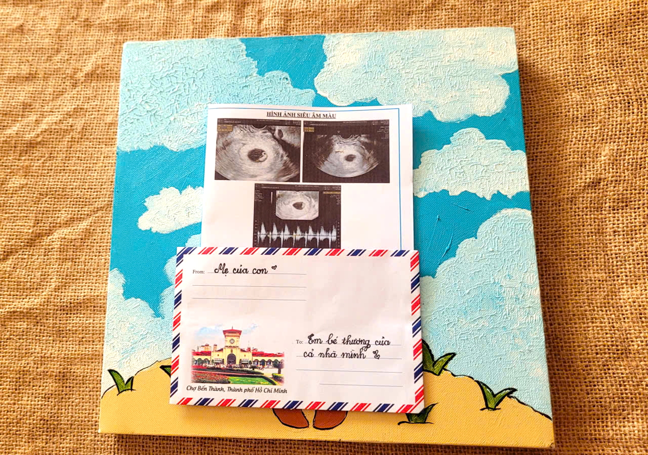 Mẹ gửi đến con những lời thương qua từng nét chữ - Ảnh do tác giả cung cấp