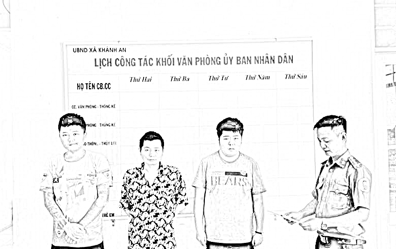 Ba công dân Trung Quốc bị phát hiện nhập cảnh trái phép vào Việt Nam - Ảnh CACC