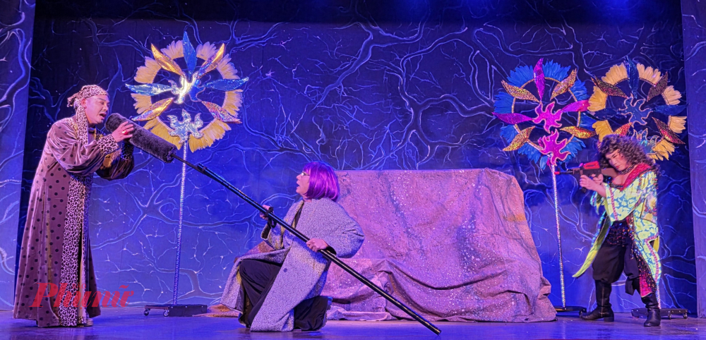 Mỗi nhân vật có 1 hành trình riêng để tìm đến đảo giấu vàng.