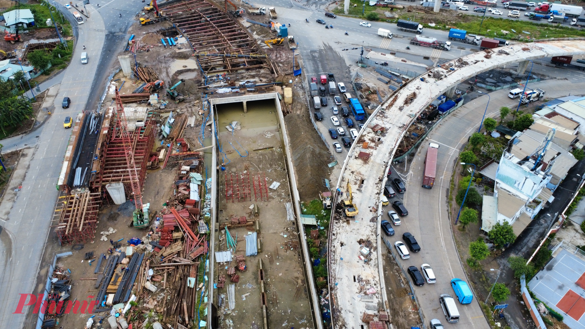 Hầm chui HC1-02 đang được ưu tiên thi công, mục tiêu hoàn thành trước ngày 15/1/2026. 