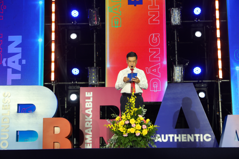 Ông Nguyễn Văn Dũng phát biểu khai mạc Tuần Lễ Du lịch TPHCM năm 2025.