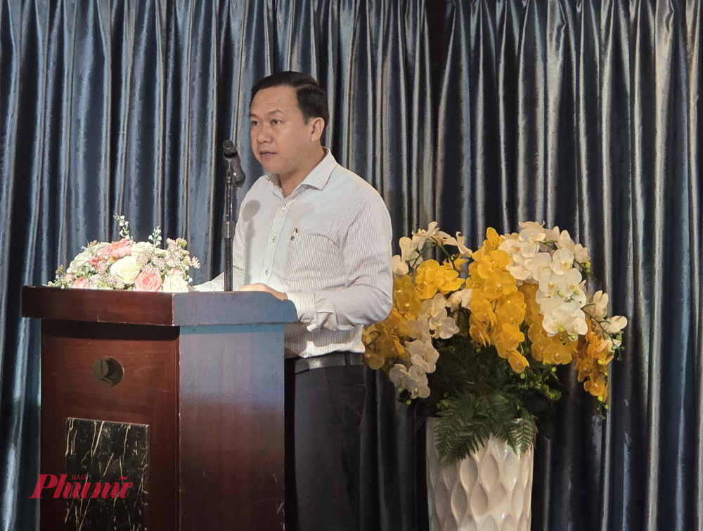 Phó Giám đốc Sở Văn hóa và Thể thao TPHCM Bùi Hữu Toàn phát biểu - Ảnh: Ngọc Tuyết